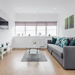 2 Bedroom Apartment At Modernview Serviced Accommodation Watford Town Centre F15