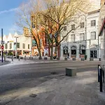 2 Bedroom Apartment At Modernview Serviced Accommodation Watford Town Centre F15